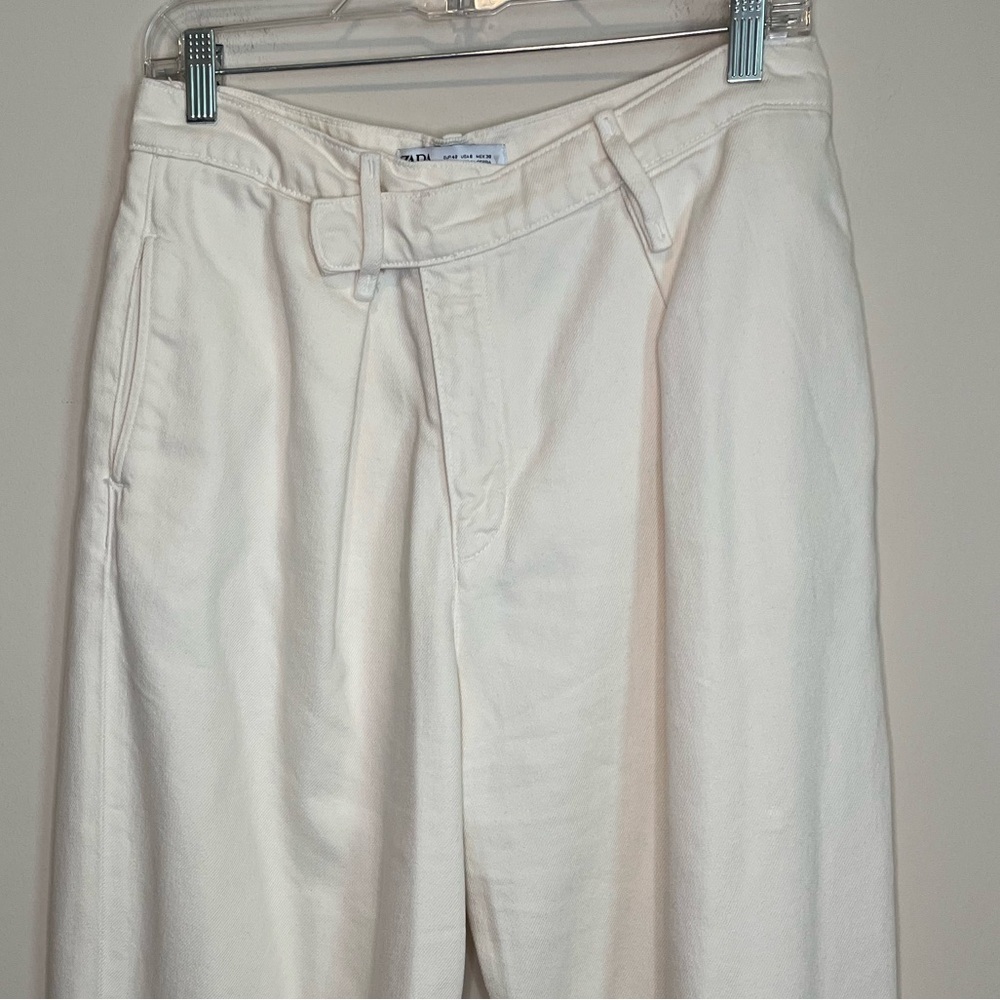 Zara Asymmetrical High Waisted Jeans Size 8 - Picture 5 of 16